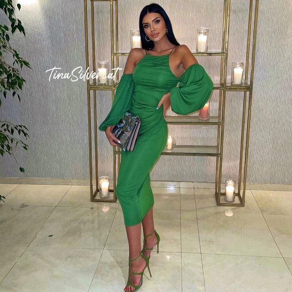 BLOGGER'S FAVE! Zara Long Dress With Gathered Details Green Sz S NWT - Picture 5 of 17